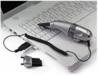 Mẹo dùng máy hút bụi cho laptop