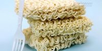 Mẹo sử dụng mì ăn liền với người bị bệnh tim mạch