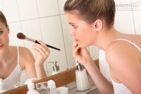 Cách chọn kem dưỡng ẩm cho da khô