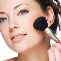Mẹo nên tránh khi trang điểm