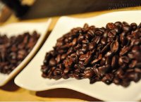 Cách khử mùi hôi trong nhà bằng bã cafe
