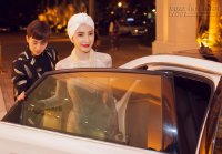 Angela Phương Trinh phục sức như thiên nga trắng