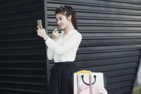 Sắc son hồng thống lĩnh mùa hè