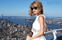 Taylor Swift đấu tranh cho phụ nữ được quyền được yêu nhiều người