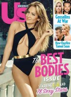 Jennifer Lopez khoe thân hình bốc lửa ở tuổi 45