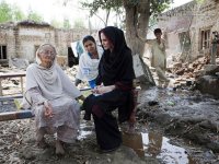 Angelina Jolie - hơn một thập kỷ hoạt động nhân đạo