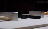 Nghiền nát Apple Watch giá 10.000 USD bằng nam châm