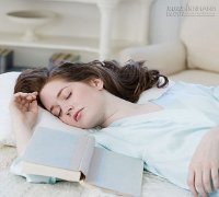 Ngủ trưa đúng cách sẽ giúp chị em da sáng, dáng đẹp