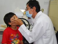 Mẹo trị đau mắt đỏ nhanh khỏi cho con trong mùa dịch