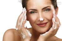 Trẻ trung hơn tuổi nhờ chăm sóc da đúng quy trình