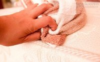 8 mẹo thông minh tẩy vết máu dính trên vải, ga giường