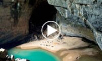 Trải nghiệm trekking xuyên rừng tới Hang Én