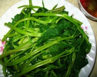 Mẹo hay với rau muống để vừa xanh ngon, lại an toàn