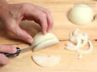 7 tuyệt chiêu cắt hành tây không hề cay mắt