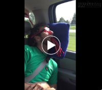 Đừng ngủ khi mấy thằng bạn thân còn thức