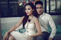 Váy trắng gợi cảm cho dạ tiệc