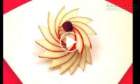 Làm hoa hồng từ trái táo trong một phút
