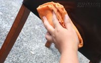 Mẹo dùng dầu oliu đánh cho nhà sáng bóng