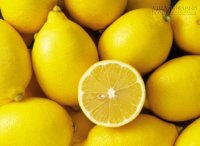 Mẹo chế nước hoa xịt phòng trong nháy mắt