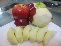3 cách giữ trái cây không bị thâm đen khi gọt vỏ
