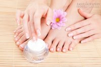 9 cách phục hồi móng chân, tay hư tổn