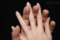 Xem sắc thái bàn tay biết sức khỏe và tính cách