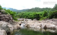 Khám phá suối Mơ hoang sơ