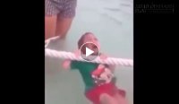 Suýt nữa thì chết đuối