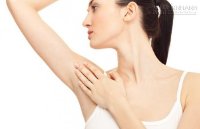 Phèn chua thường được dùng để khử mùi hôi ở tay, chân và đặc biệt là vùng nách .