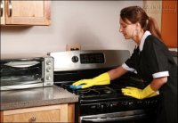 Các mẹo tẩy sạch vết dầu mỡ trên quần áo, đồ đạc