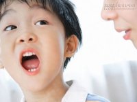 Cách khắc phục tật nói lắp ở trẻ