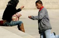 Câu chuyện người ăn mày tàn tật trở thành chủ doanh nghiệp giàu có, rất đáng suy ngẫm
