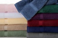 Mẹo xử lý khăn tắm ẩm mốc, rụng lông, phai màu