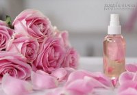 Cách làm nước hoa hồng tại nhà nháy mắt là xong