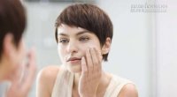 Giật mình trước tác hại của việc tẩy trang không sạch khi đi ngủ