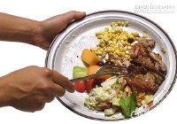 Kinh hãi cả nhà bị ung thư vì tiếc đồ ăn thừa