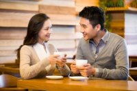 Nhìn cử chỉ bàn tay đoán tình cảm của chàng