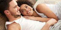 Tư thế ngủ của vợ chồng tiết lộ mức độ nồng nàn trong tình yêu