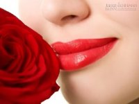 Bí quyết giữ môi luôn mềm mại vào mùa lạnh
