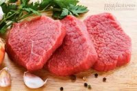 Thịt đỏ gây nguy cơ ung thư ngang với thuốc lá