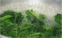 Luộc rau không đúng cách khiến bạn ăn toàn chất độc hại