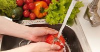 Rau củ có hóa chất, ngâm nước muối có thực sự sạch ?