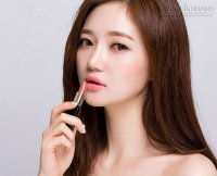 Cách để không bị dị ứng mỹ phẩm khi trang điểm