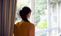 Con ly hôn đi, đừng sống cảnh tủi nhục thế này nữa