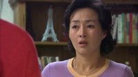Khi tôi và đoàn rước dâu vừa bước vào thì mẹ vợ hốt hoảng lao ra chặn lại kêu cứu