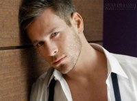 Vân, sẹo và nốt ruồi ở gò má nói lên điều gì?