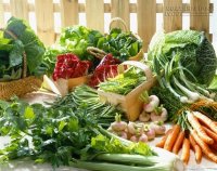 Bà nội trợ òa khóc giữa chợ vì không biết ăn gì để sống sót