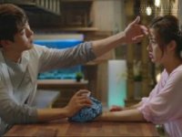 Hay là mình lấy nhau đi, cưới em về anh sẽ không khổ lắm đâu