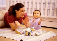 Chồng bất ngờ khi biết sự thật đằng sau con gọi ô sin là mẹ