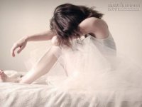 Đàn bà ham tiền thật sự, sẽ tự đứng trên đôi chân của mình